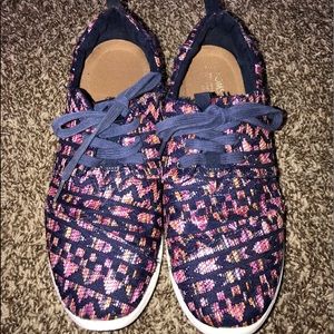 Toms shoes